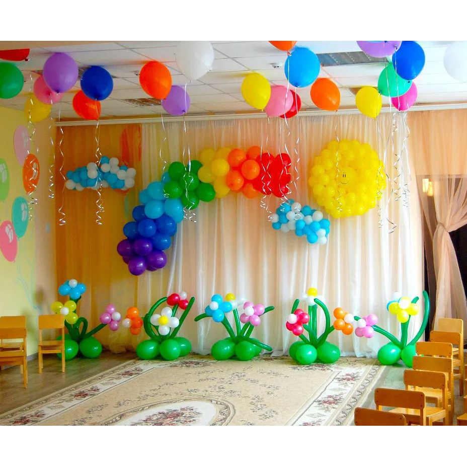 Оформление детского сада арка из шаров "Ясный день!"