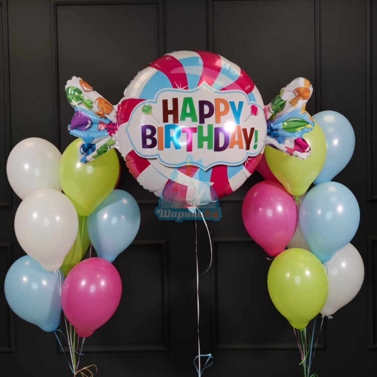 Облако воздушных шаров с гелием с конфетой на день рождения