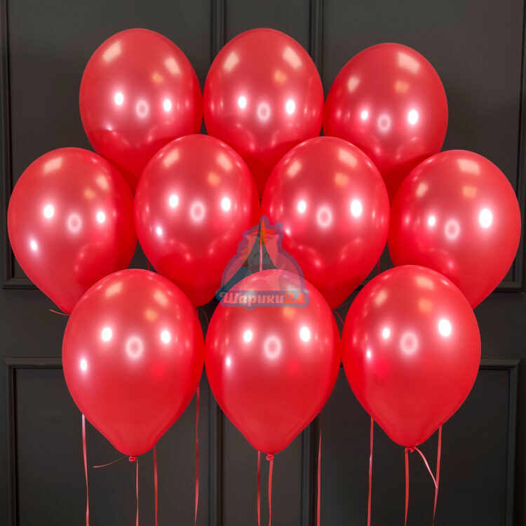 Красные шарики на день святого Валентина